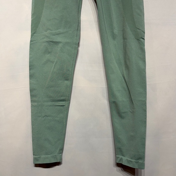 NVGTN Contour Seamless Leggings Sage Green Size Small - Picture 5 of 9